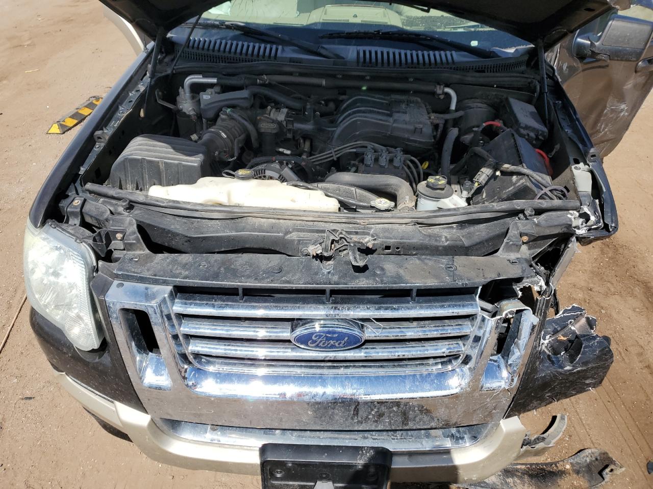 2008 Ford Explorer Eddie Bauer VIN: 1FMEU74E18UA58725 Lot: 71979395