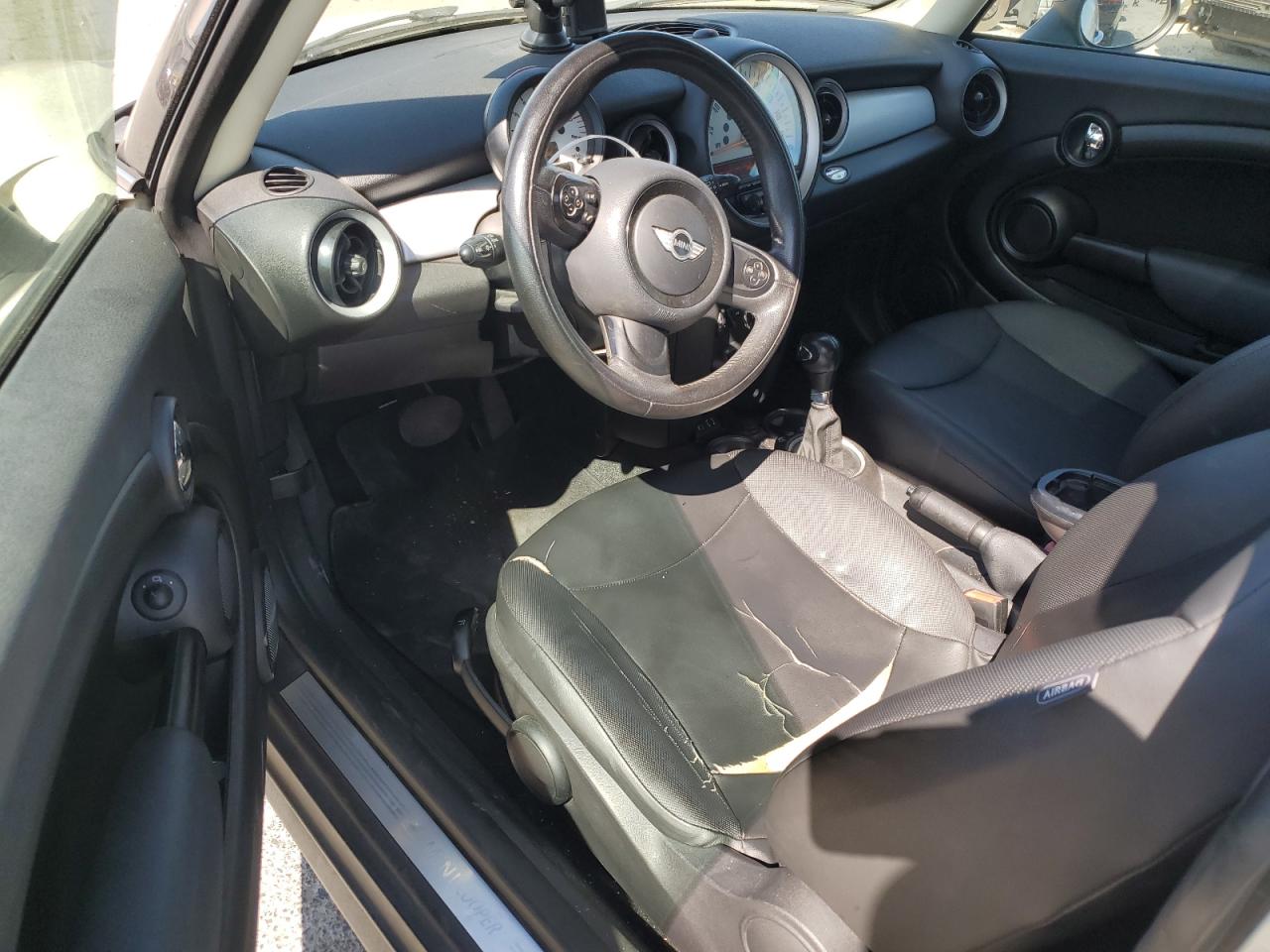 2013 Mini Cooper VIN: WMWSU3C52DT691846 Lot: 82140655