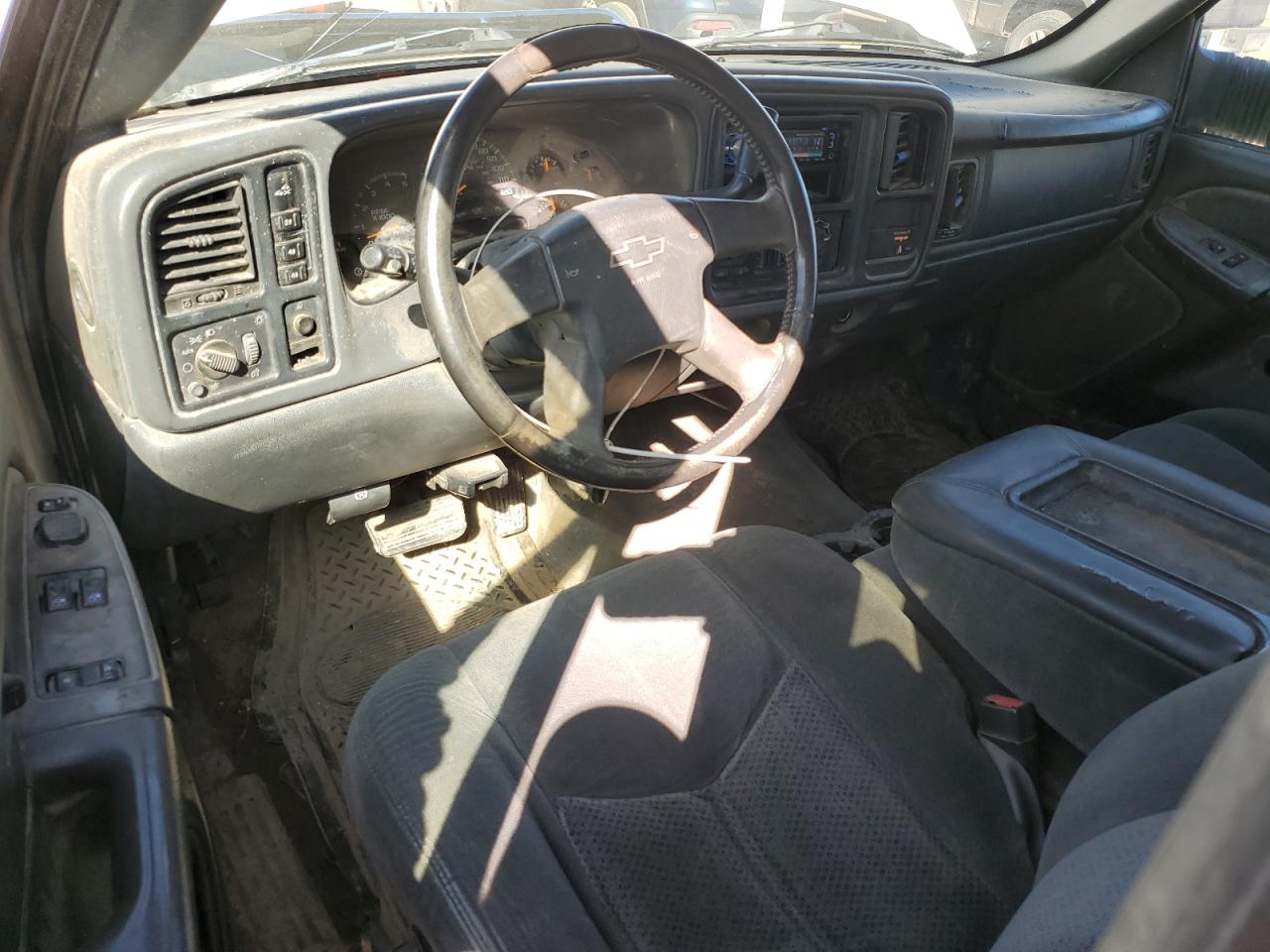 2004 Chevrolet Silverado K2500 Heavy Duty VIN: 1GCHK29244E313302 Lot: 84565255