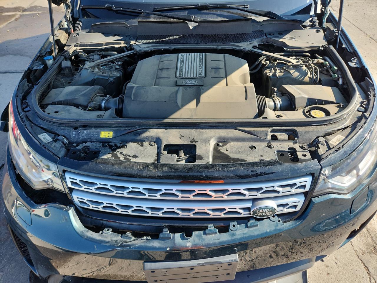 2017 Land Rover Discovery Hse Luxury VIN: SALRHBBV3HA021850 Lot: 71230695