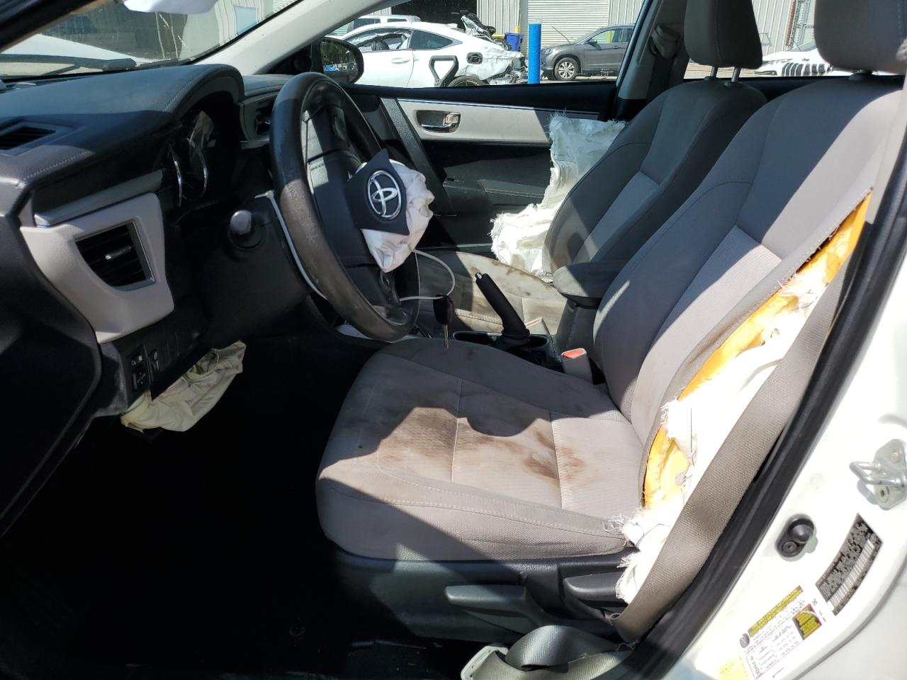 2015 Toyota Corolla L VIN: 2T1BURHE9FC385011 Lot: 71901685