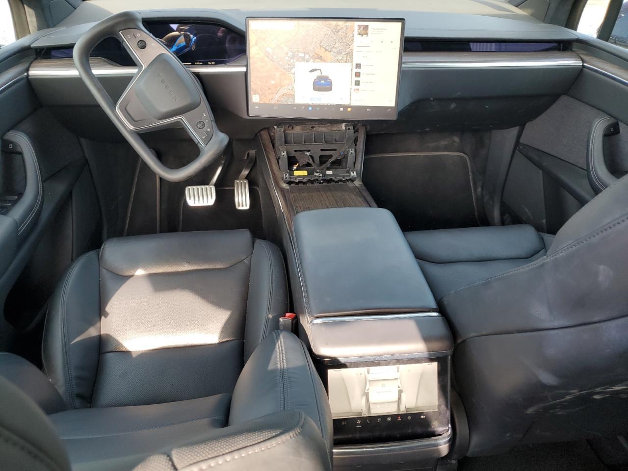 2022 Tesla Model X VIN: 7SAXCBE55NF364271 Lot: 71999375