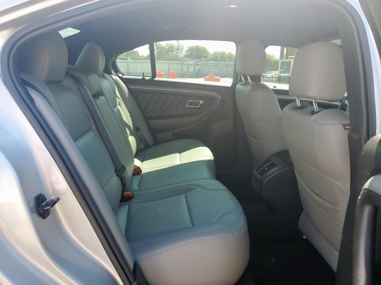 2015 Ford Taurus Sel VIN: 1FAHP2E82FG207259 Lot: 84445975