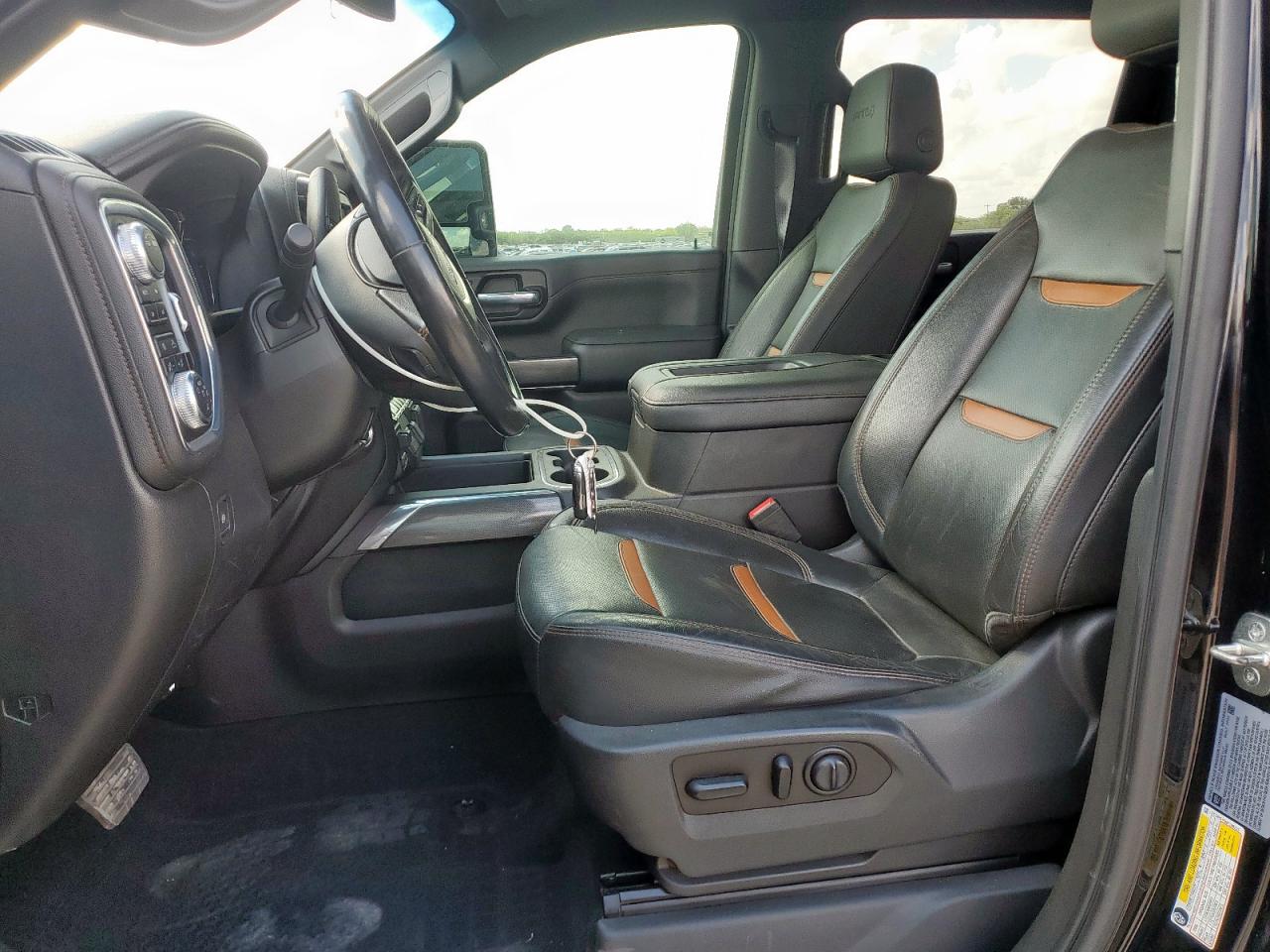 2022 GMC Sierra K2500 At4 VIN: 1GT49PEY6NF100235 Lot: 80583005