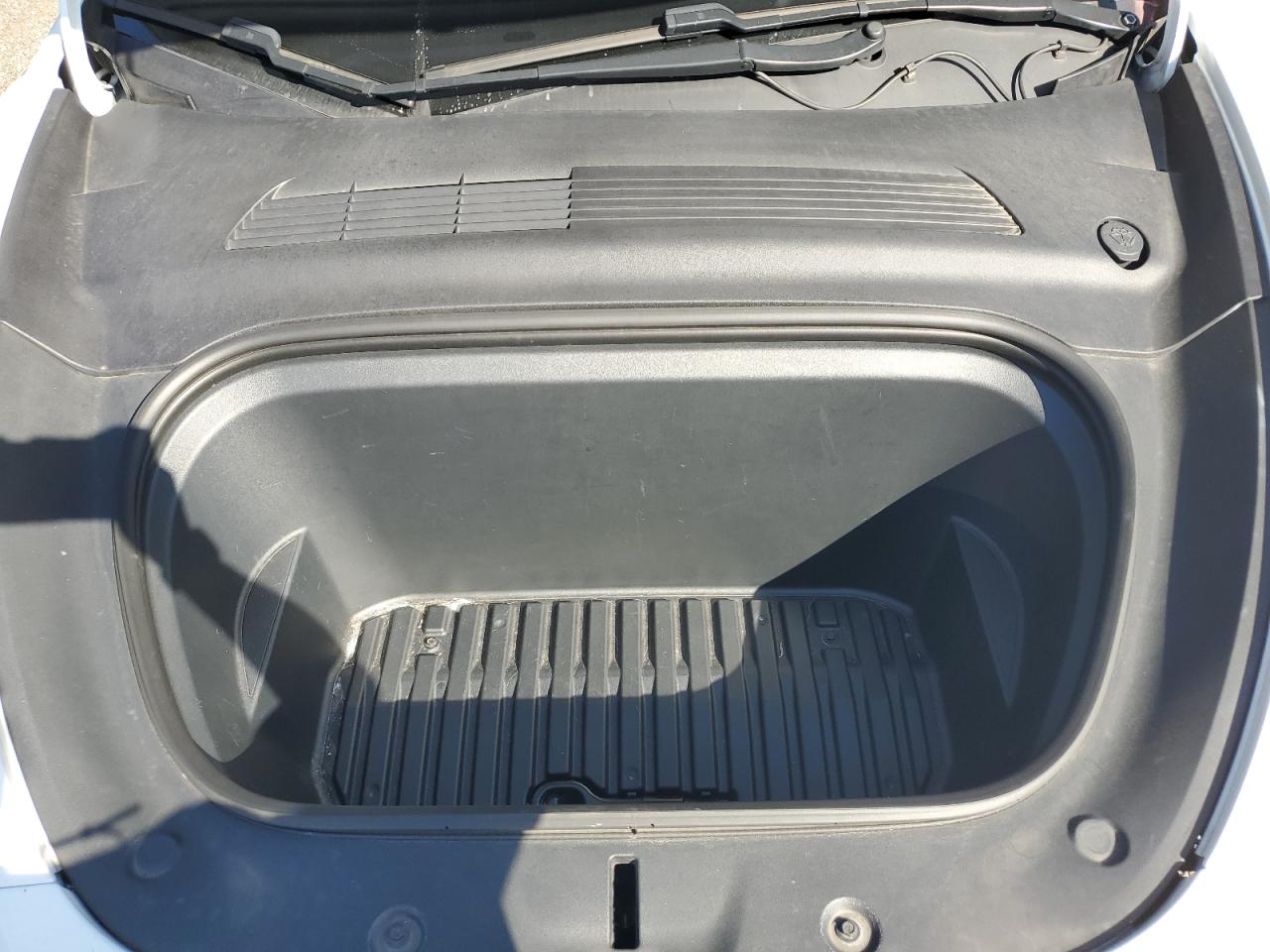 2020 Tesla Model Y VIN: 5YJYGDEE2LF053475 Lot: 72081585