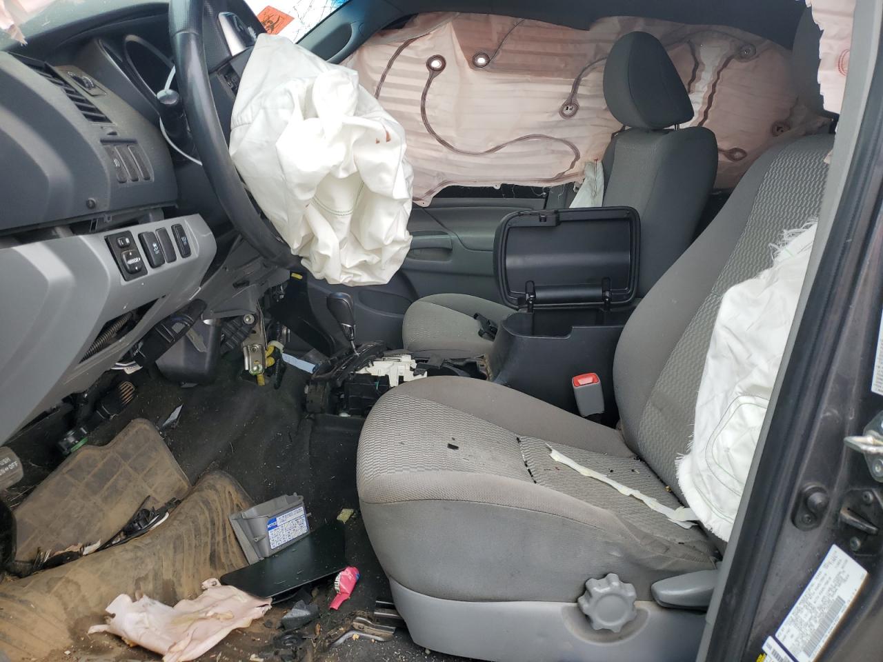 2015 Toyota Tacoma Access Cab VIN: 5TFUU4EN8FX120694 Lot: 81325875