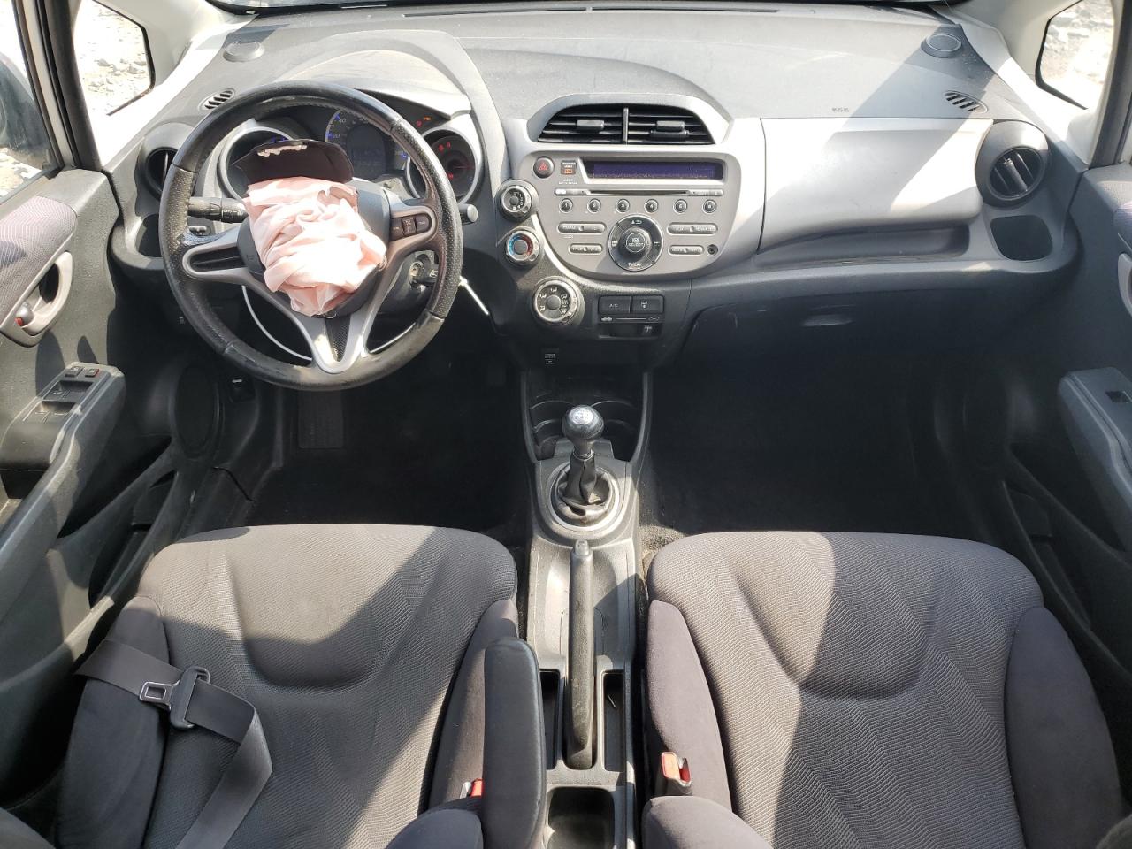 2011 Honda Fit Sport VIN: JHMGE8G52BC000775 Lot: 82083855