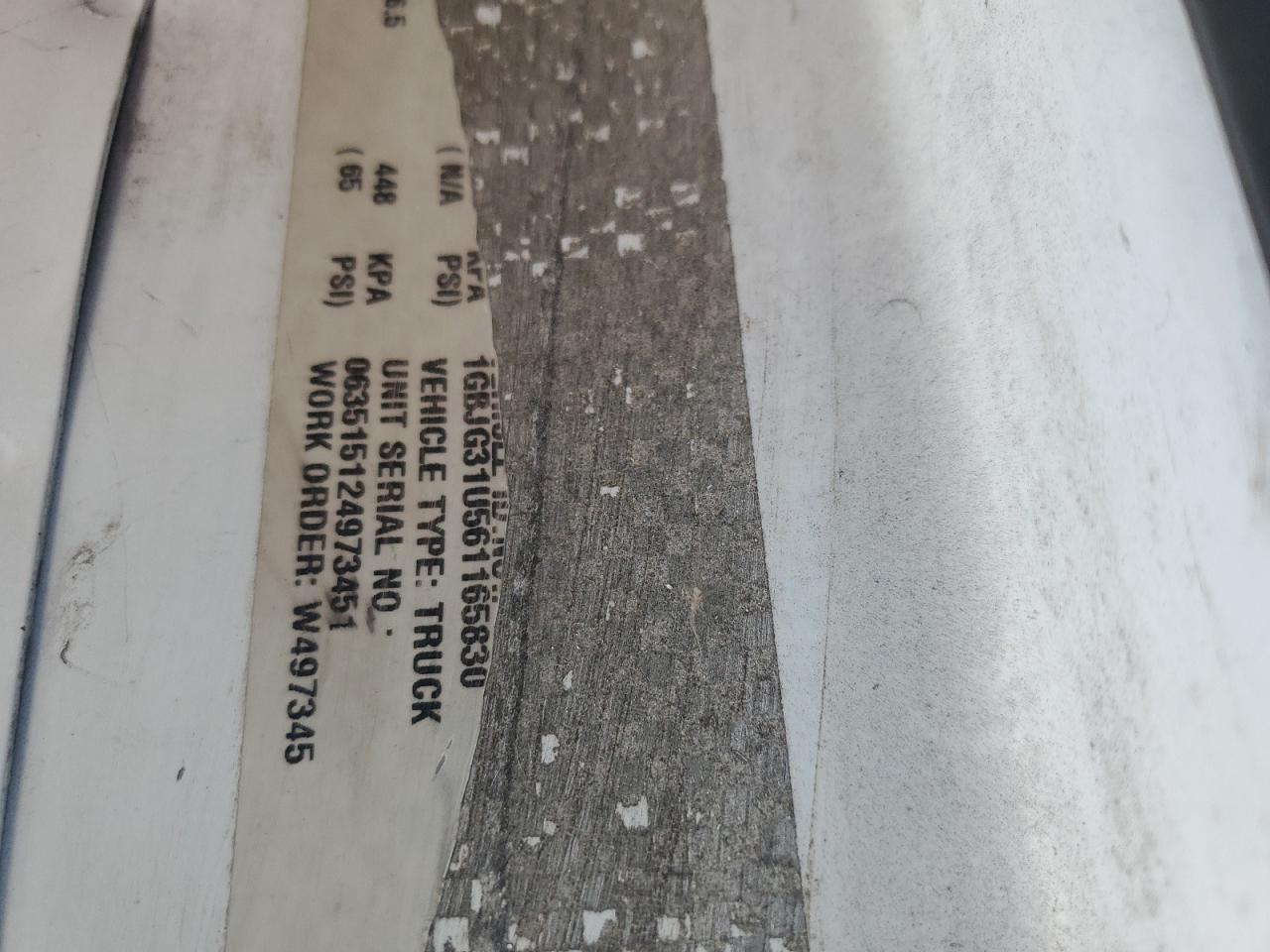 2006 Chevrolet Express G3500 VIN: 1GBJG31U561165830 Lot: 81206405