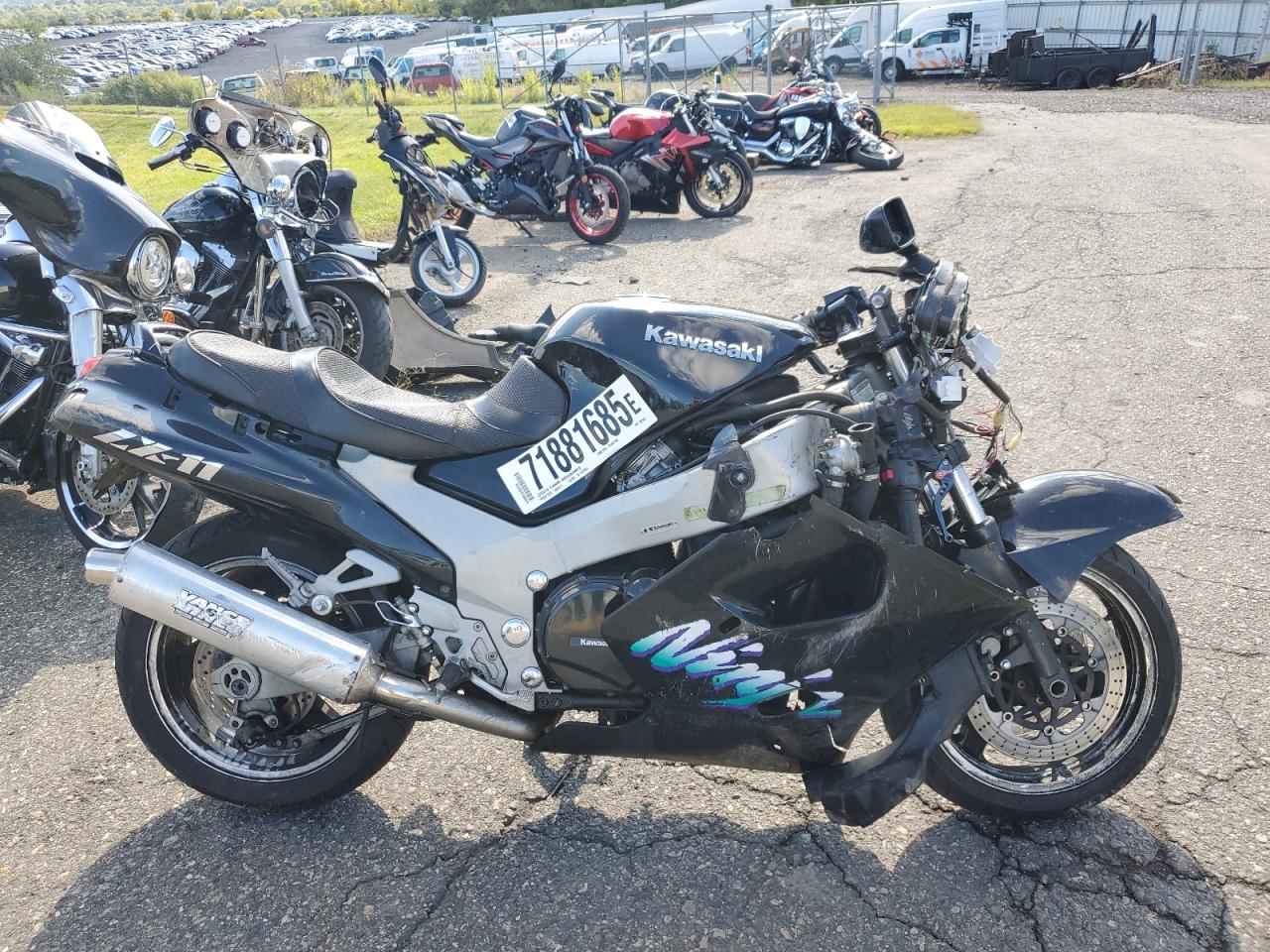 KAWASAKI ZX1100 D 1994. Lot# 71881685. VIN JKAZXBD13RB502935. Photo 1