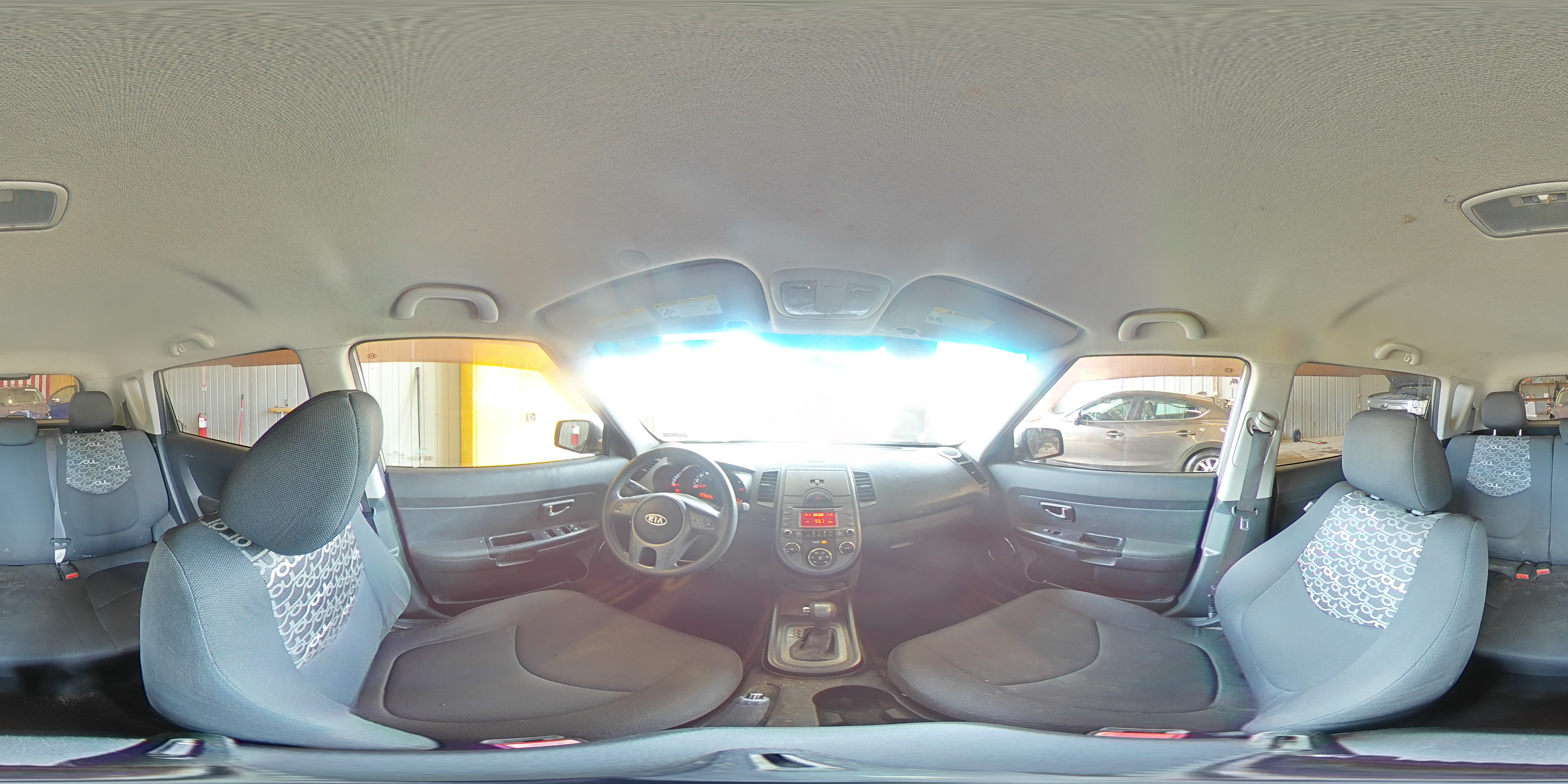 2011 Kia Soul + VIN: KNDJT2A24B7204477 Lot: 84579995