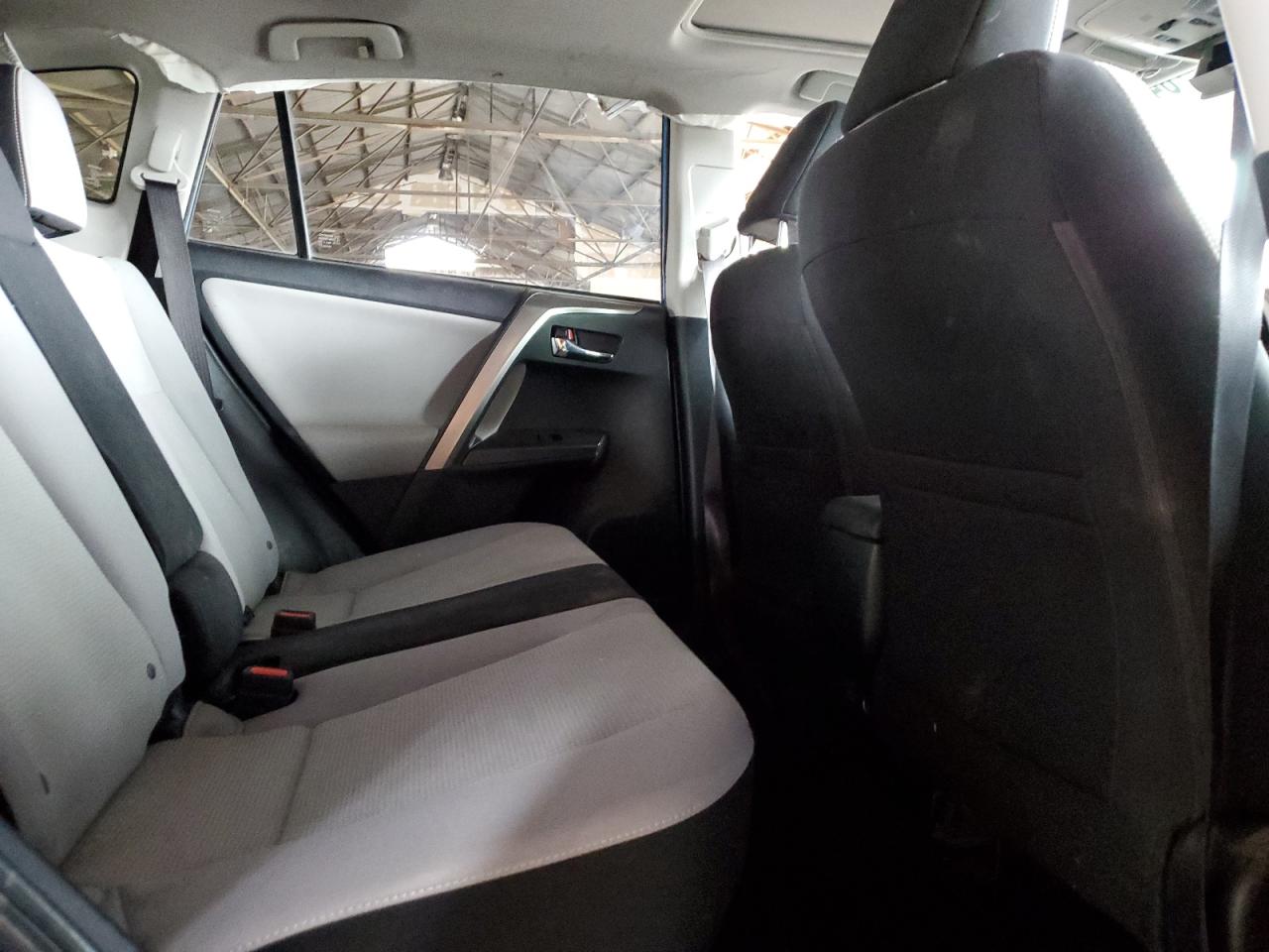 2017 Toyota Rav4 Xle VIN: JTMWFREV3HJ114064 Lot: 84014985