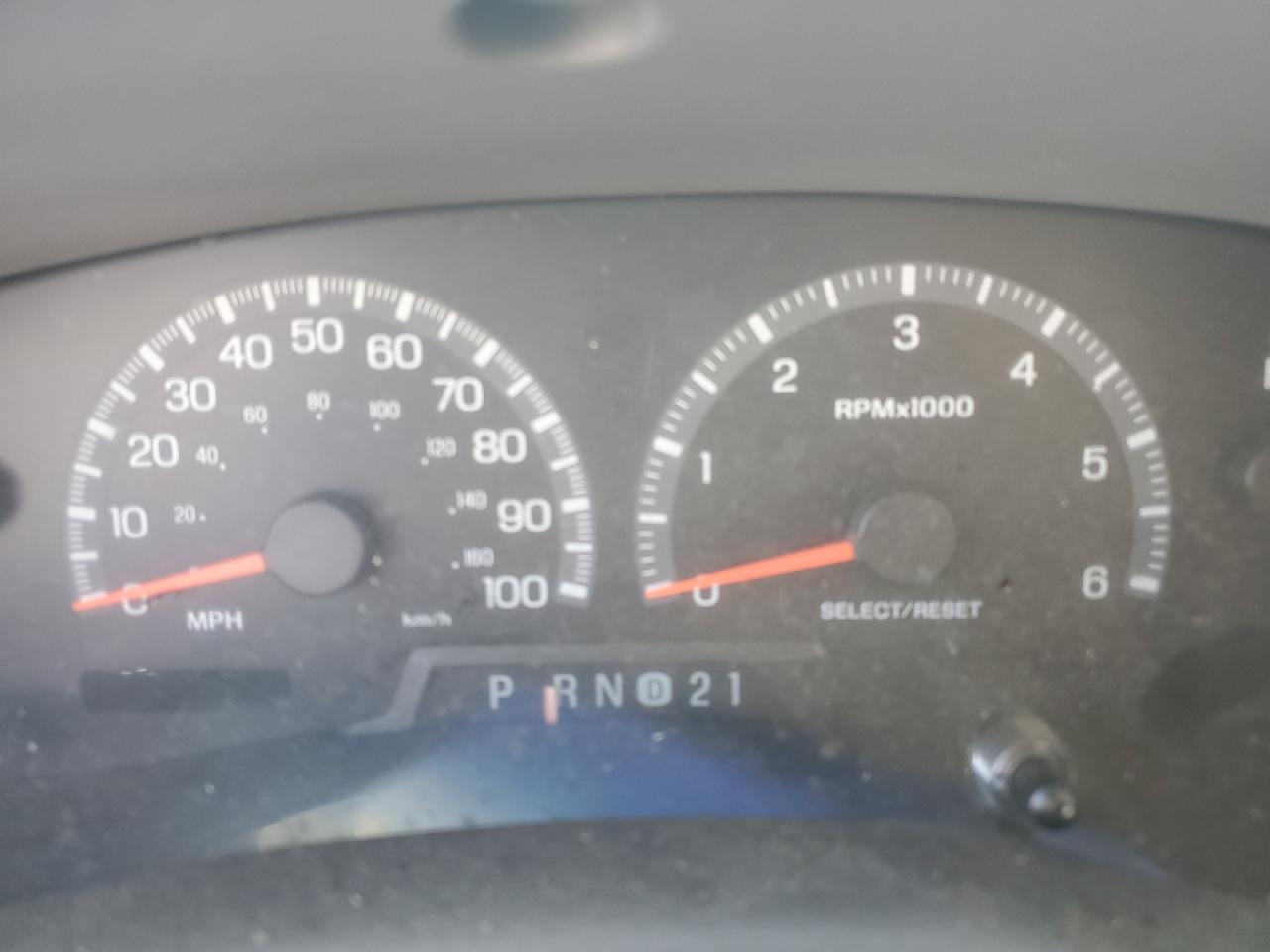 2000 Ford Expedition Xlt VIN: 1FMPU16L4YLA68673 Lot: 71559965