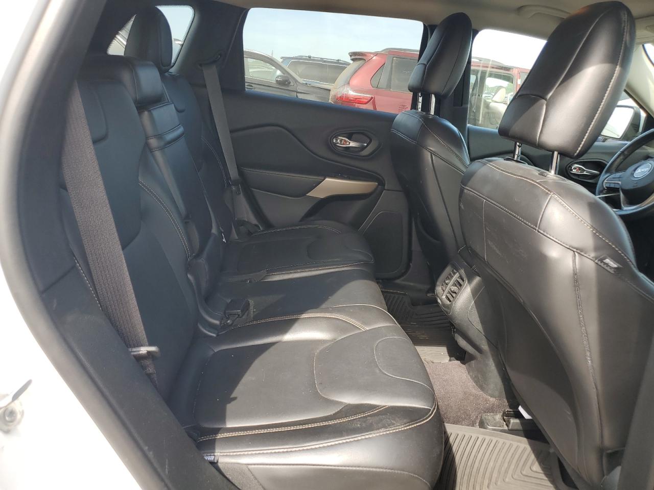 2018 Jeep Cherokee Limited VIN: 1C4PJMDB2JD599279 Lot: 71830635