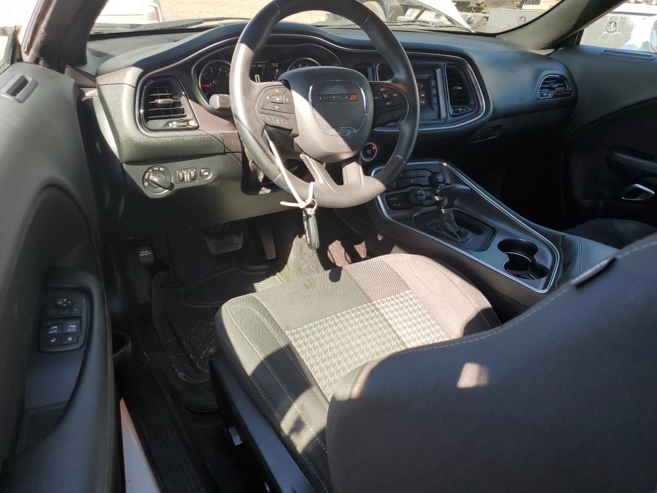 2016 Dodge Challenger Sxt VIN: 2C3CDZAGXGH231886 Lot: 81393495