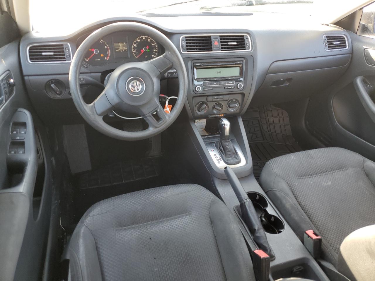 2011 Volkswagen Jetta Base VIN: 3VW2K7AJ4BM113417 Lot: 82110445