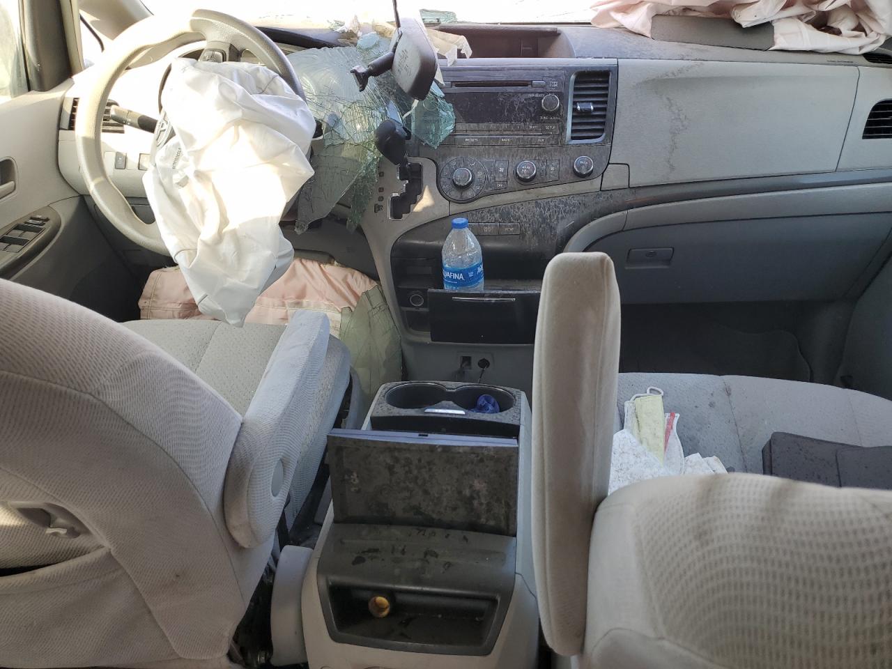 2011 Toyota Sienna Le VIN: 5TDKK3DC9BS055670 Lot: 81767985