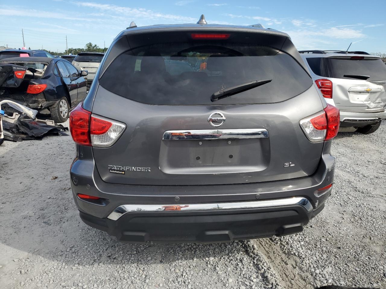 2019 Nissan Pathfinder S VIN: 5N1DR2MNXKC633661 Lot: 83798935