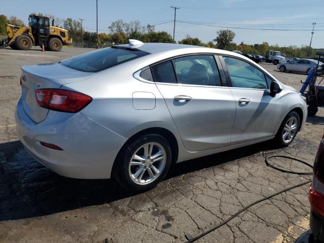  CHEVROLET CRUZE 2017 Srebrny