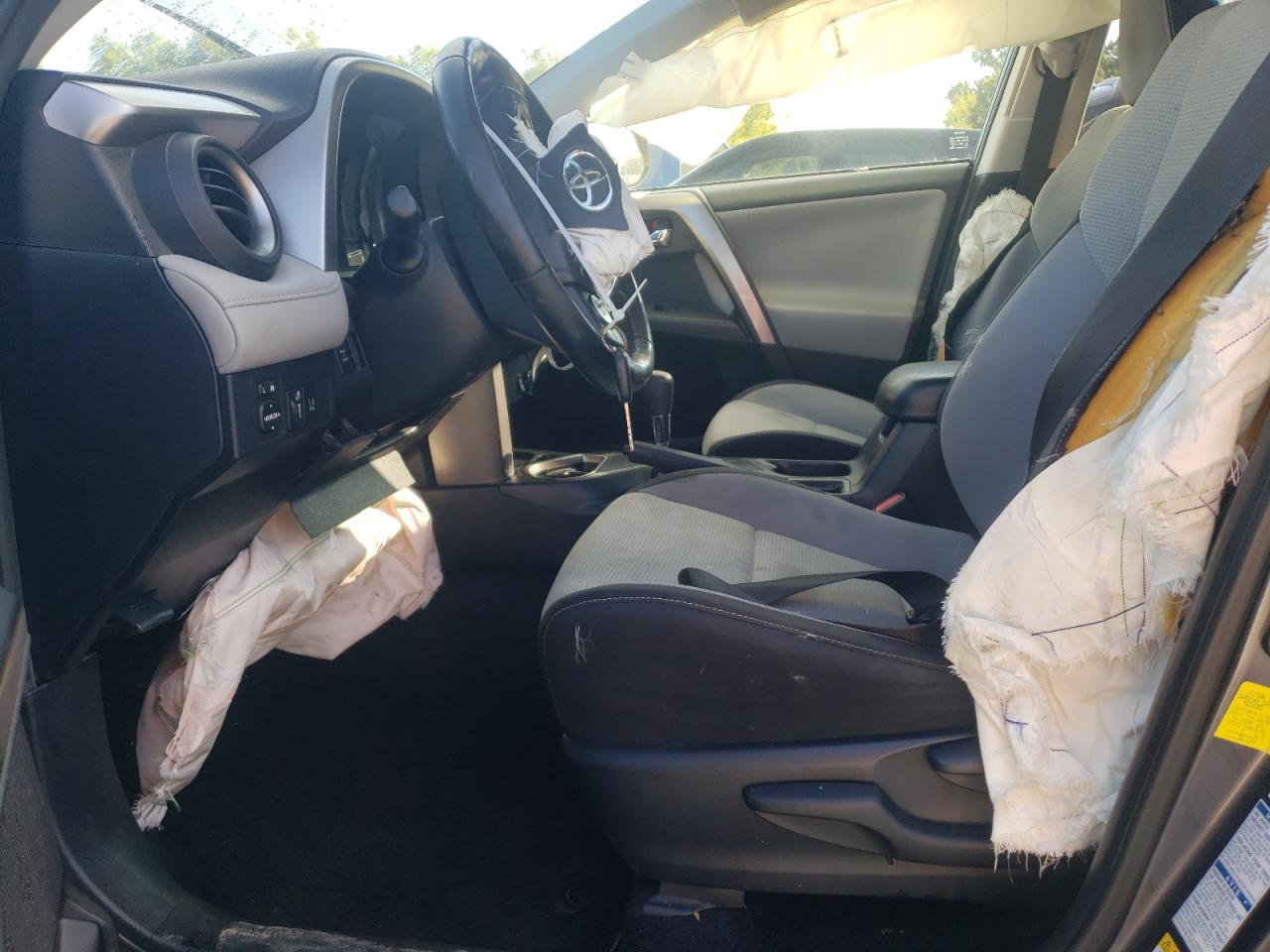 2017 Toyota Rav4 Xle VIN: JTMRFREV7HD204930 Lot: 82039435