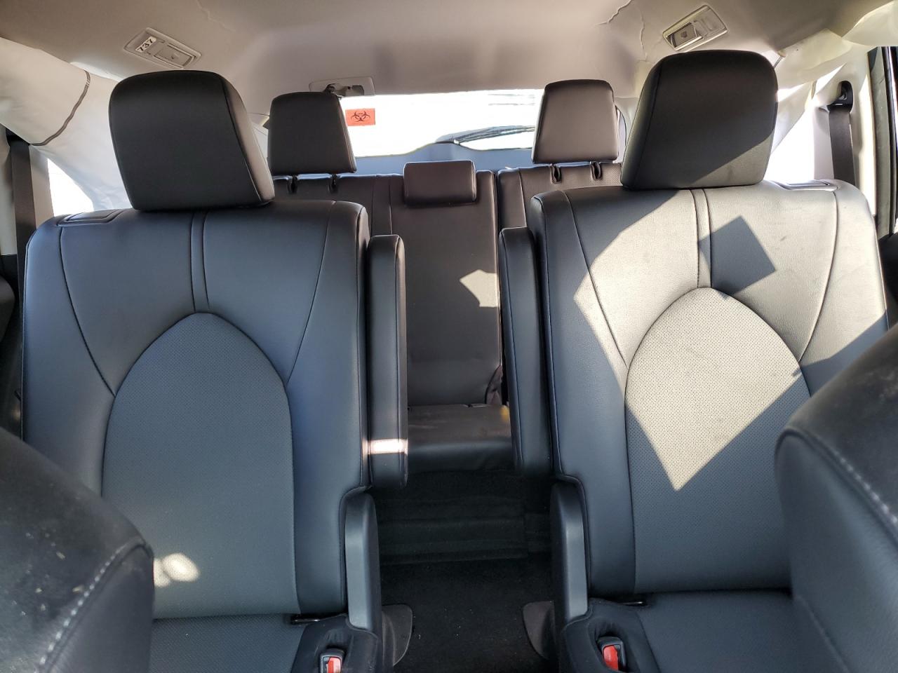 2025 Toyota Grand Highlander Le VIN: 5TDAAAA55SS023629 Lot: 81696025