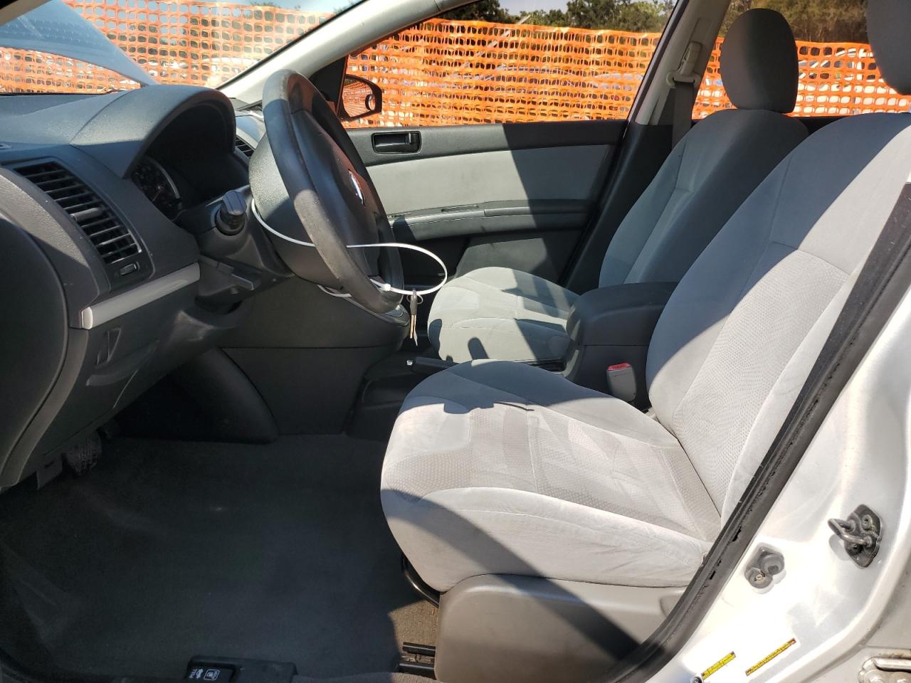 2010 Nissan Sentra 2.0 VIN: 3N1AB6AP0AL611473 Lot: 81574595