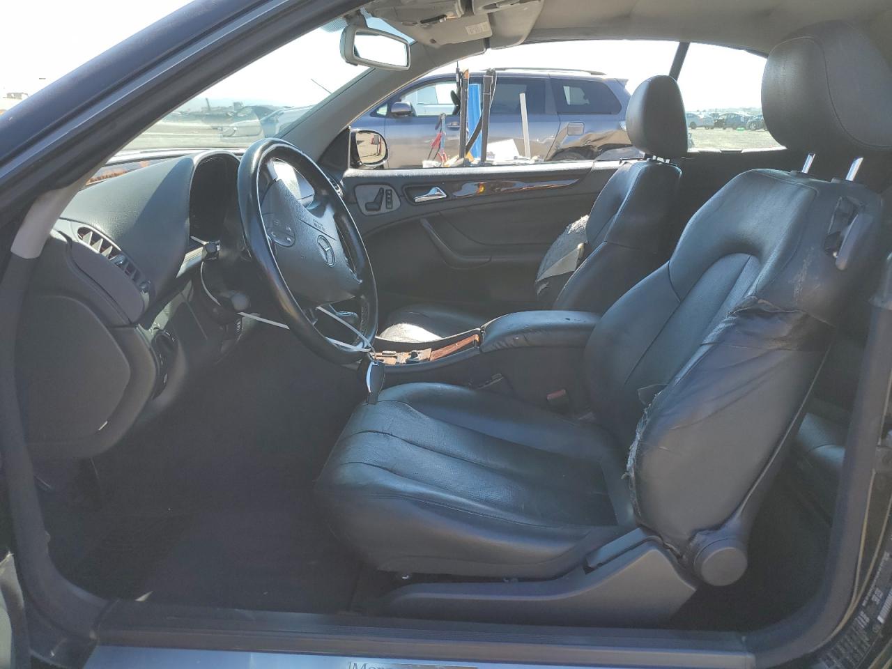 2000 Mercedes-Benz Clk 320 VIN: WDBLK65G2YT052982 Lot: 81519625