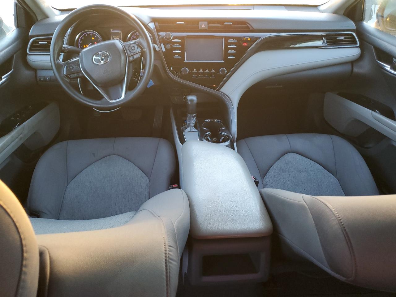 2019 Toyota Camry L VIN: 4T1B11HK8KU730456 Lot: 84261555