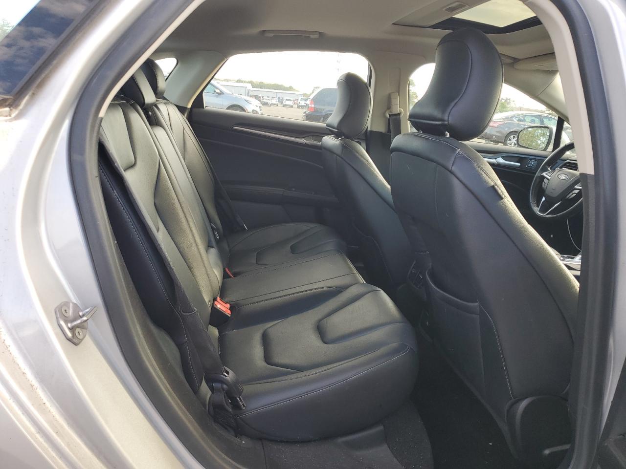 2019 Ford Fusion Titanium VIN: 3FA6P0SU9KR236113 Lot: 84021305