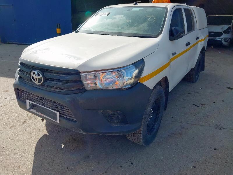 2020 TOYOTA HILUX ACTIVE D-4D 4WD DCB  for sale at Copart SANDY