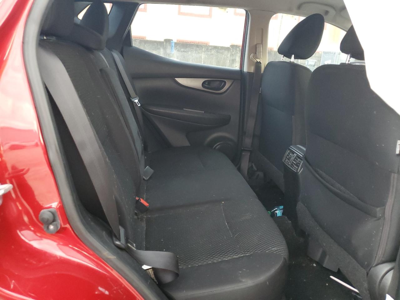 2018 Nissan Rogue Sport S VIN: JN1BJ1CP2JW192589 Lot: 81832185