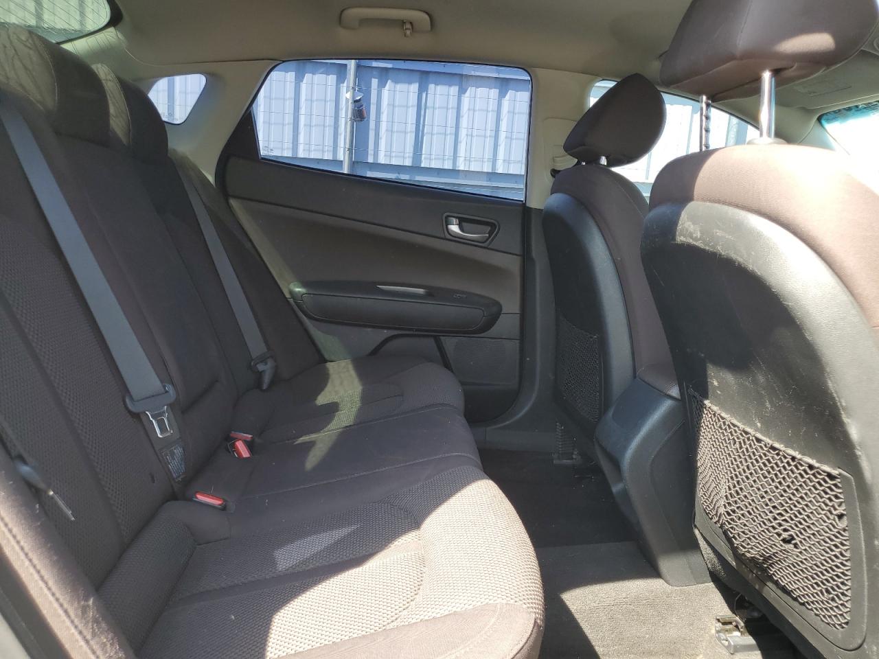 2019 Kia Optima Lx VIN: 5XXGT4L39KG288749 Lot: 81796185