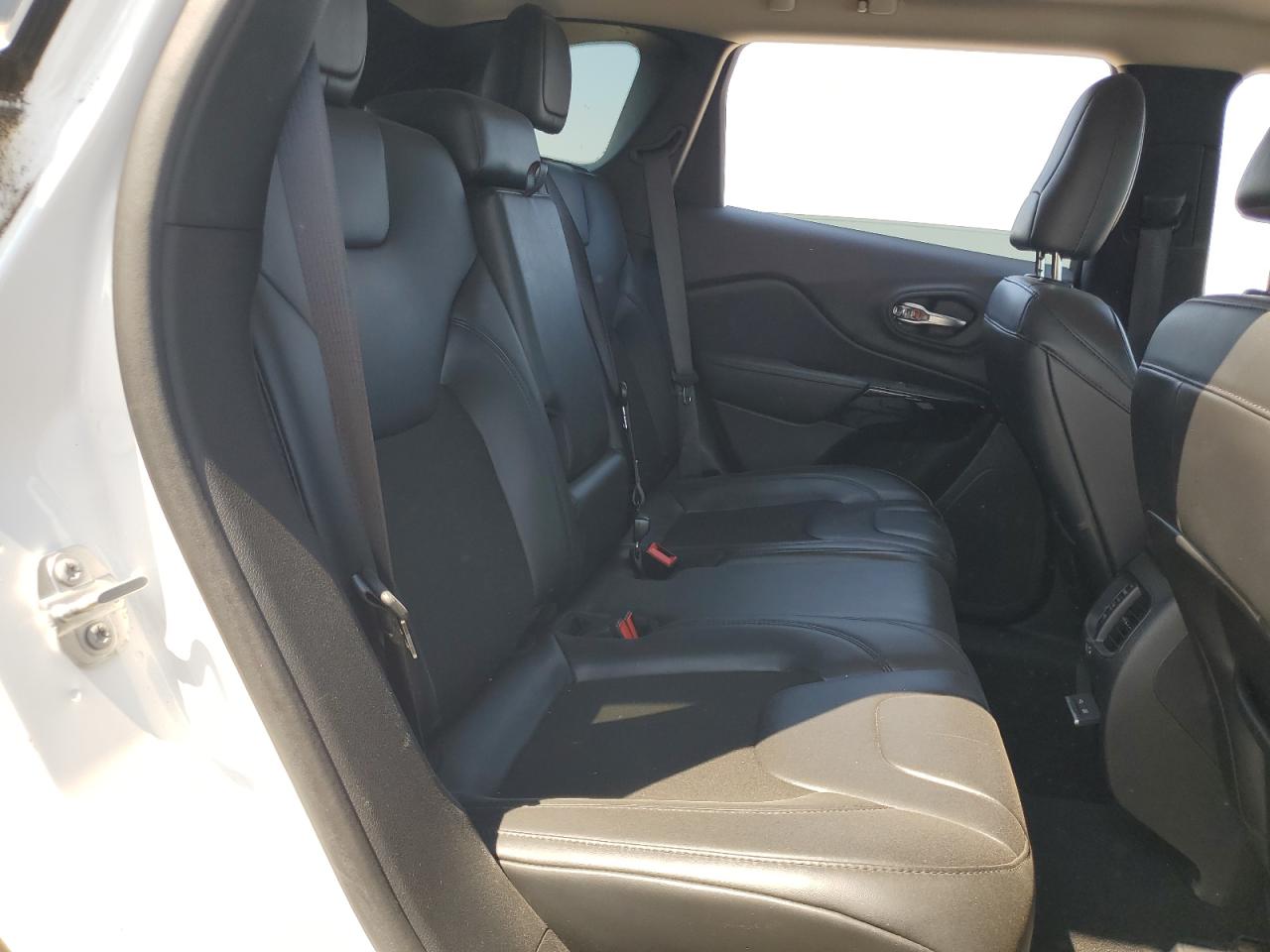 2020 Jeep Cherokee Latitude Plus VIN: 1C4PJMLB8LD536952 Lot: 81056765