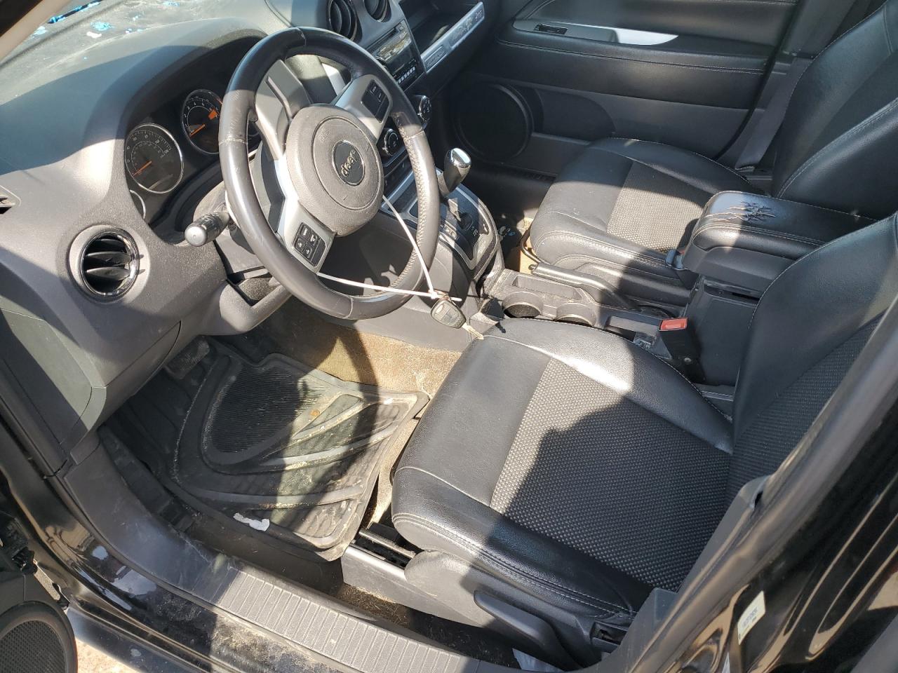 2016 Jeep Compass Latitude VIN: 1C4NJDEB1GD662984 Lot: 81797435