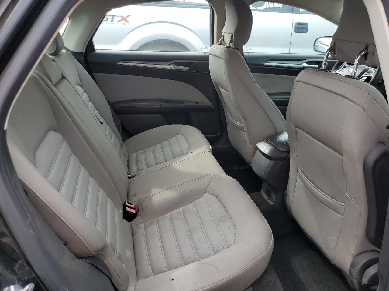 2013 Ford Fusion S VIN: 3FA6P0G78DR211161 Lot: 84537995