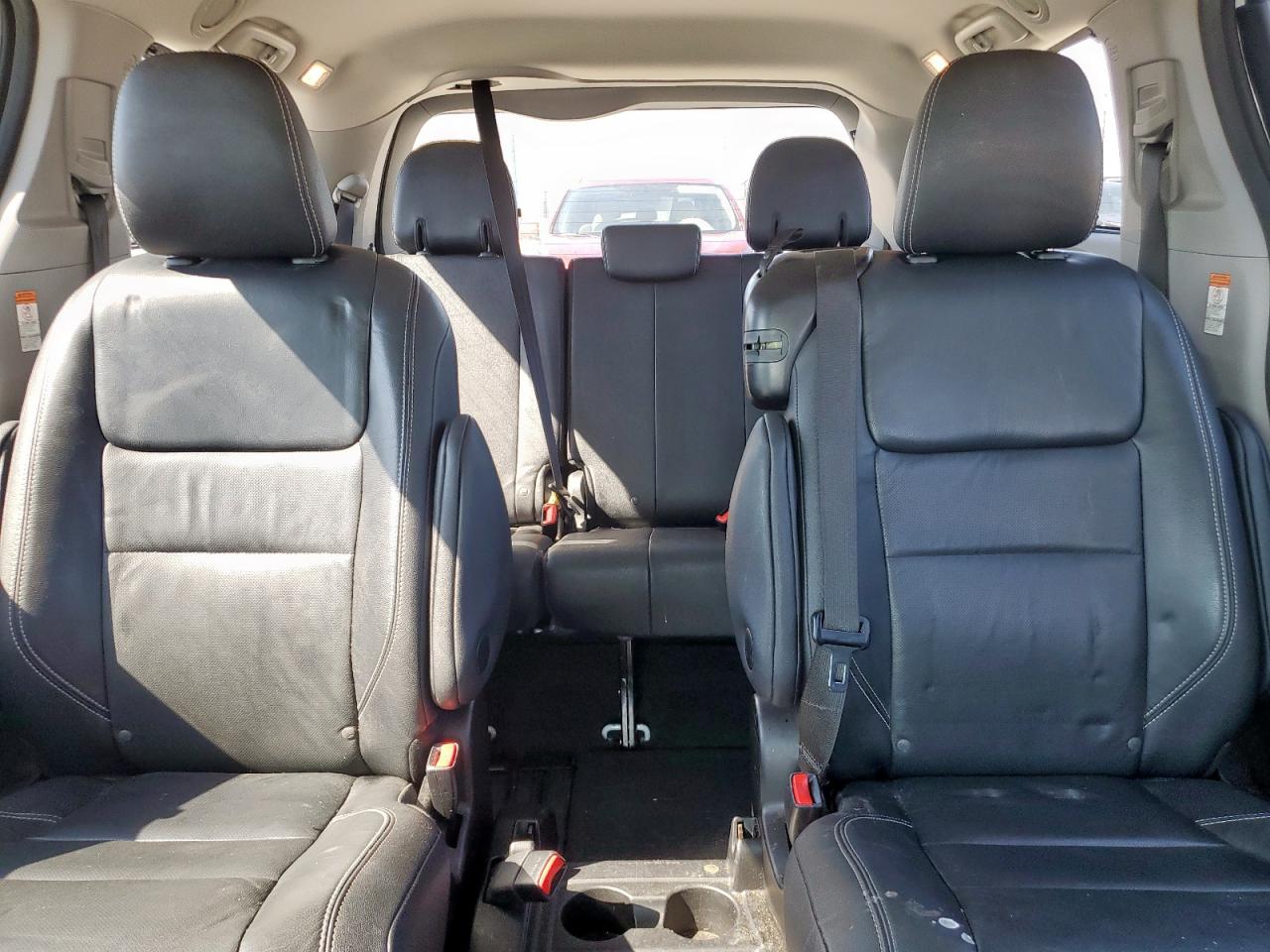 2017 Toyota Sienna Se VIN: 5TDXZ3DC1HS860587 Lot: 71269895