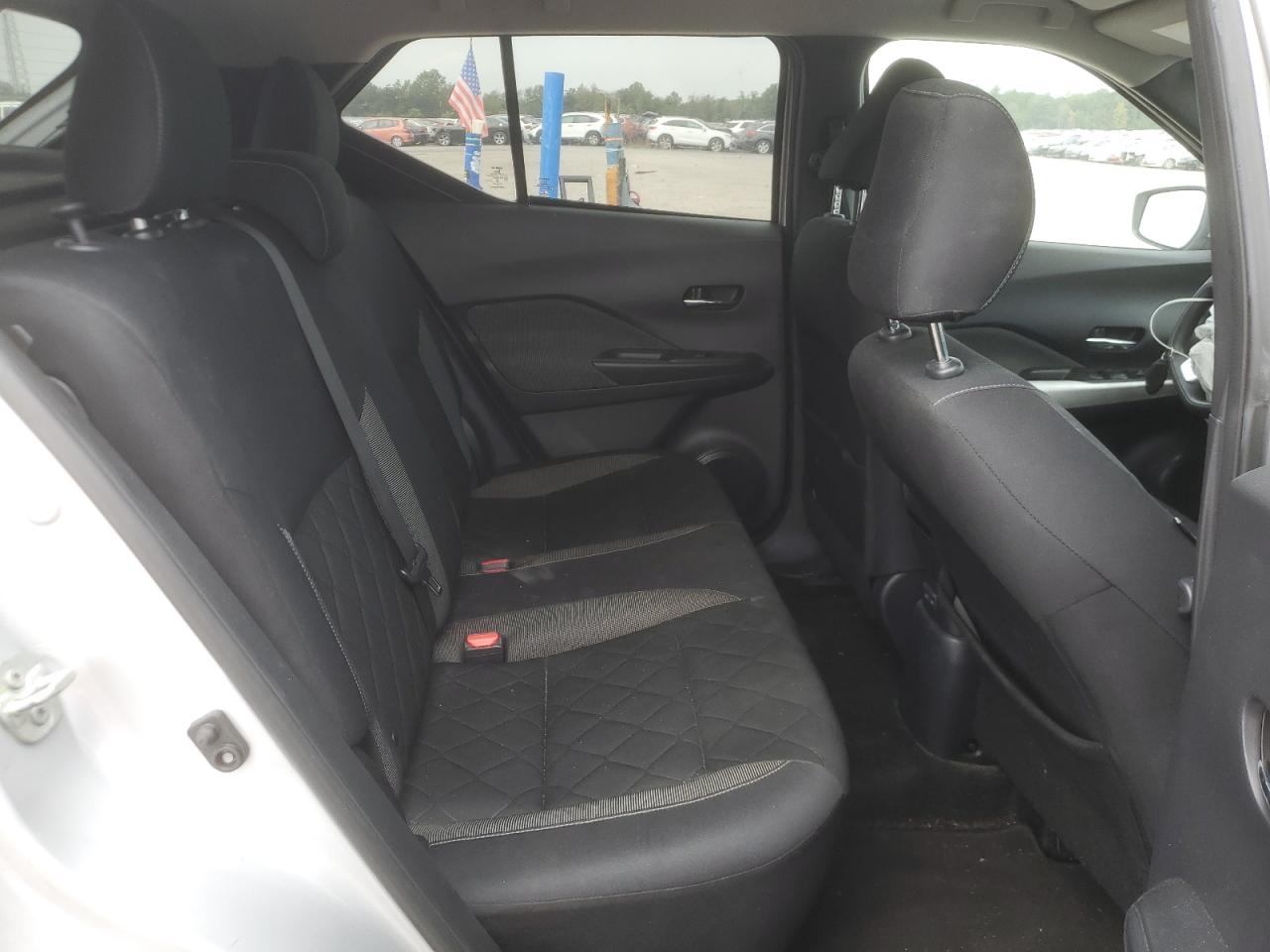 2019 Nissan Kicks S VIN: 3N1CP5CUXKL569743 Lot: 83779065