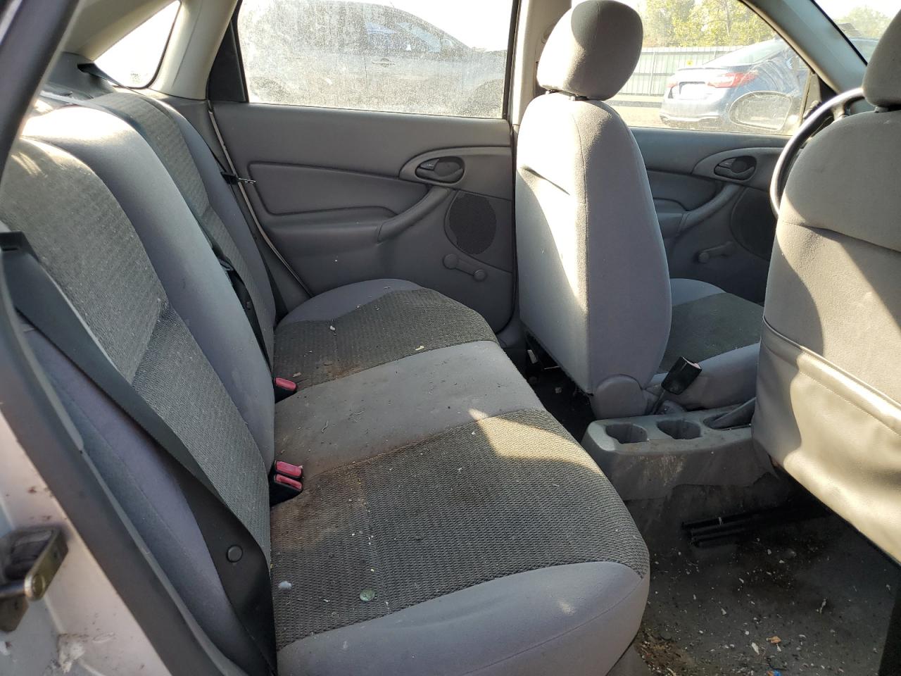 2004 Ford Focus Lx VIN: 1FAFP33P84W133744 Lot: 71946865