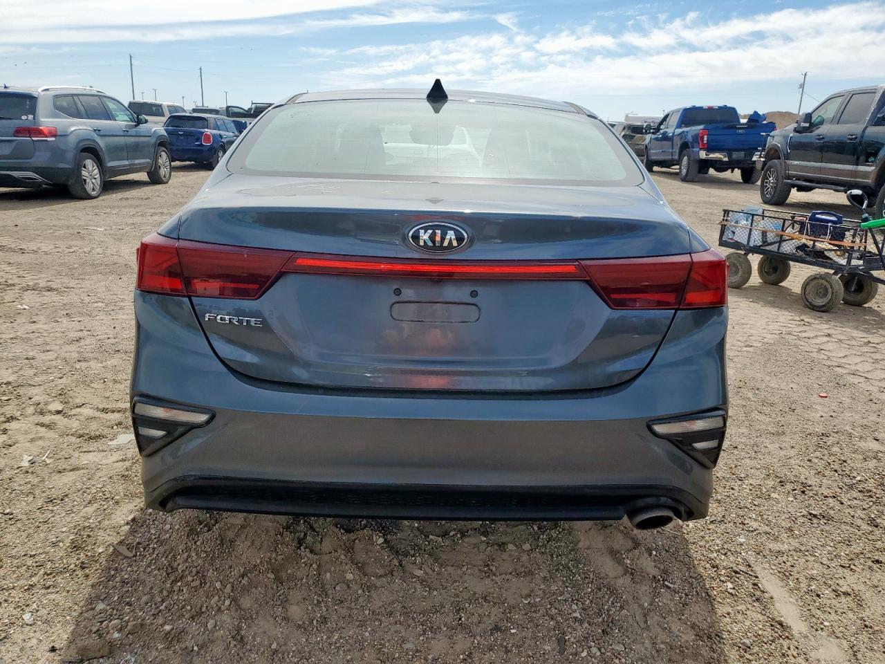 2020 Kia Forte Fe VIN: 3KPF24AD8LE240826 Lot: 82157775