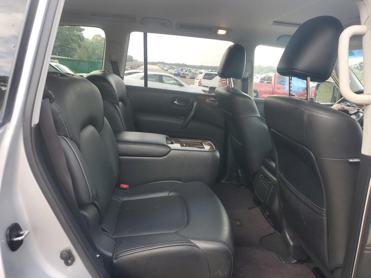 2017 Infiniti Qx80 Base VIN: JN8AZ2NF4H9646527 Lot: 83863685