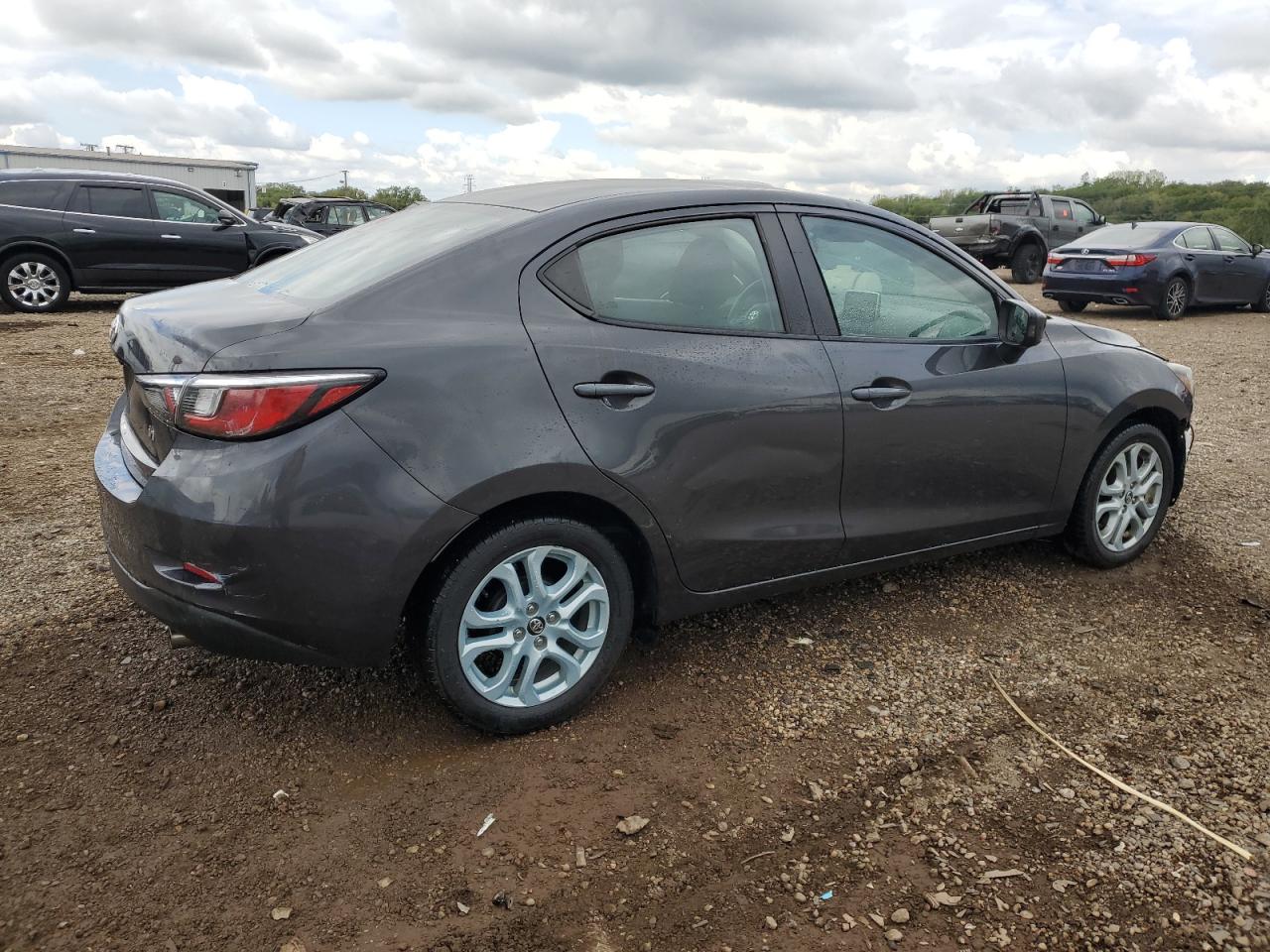 2017 Toyota Yaris Ia 3MYDLBYV2HY188754 photo #4