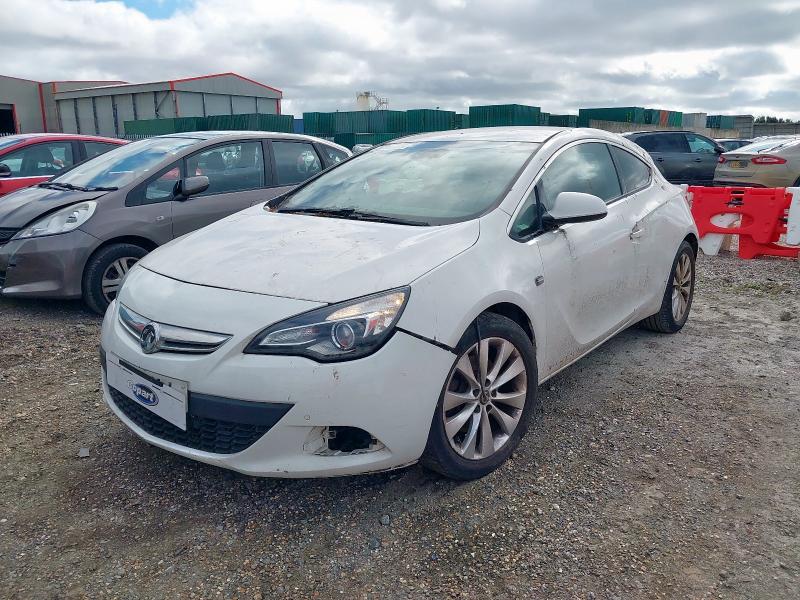 2012 VAUXHALL ASTRA GTC SRI CDTI AUTO 2.0 CDTI 16V SRI 3DR AUTO for sale at Copart ROCHFORD