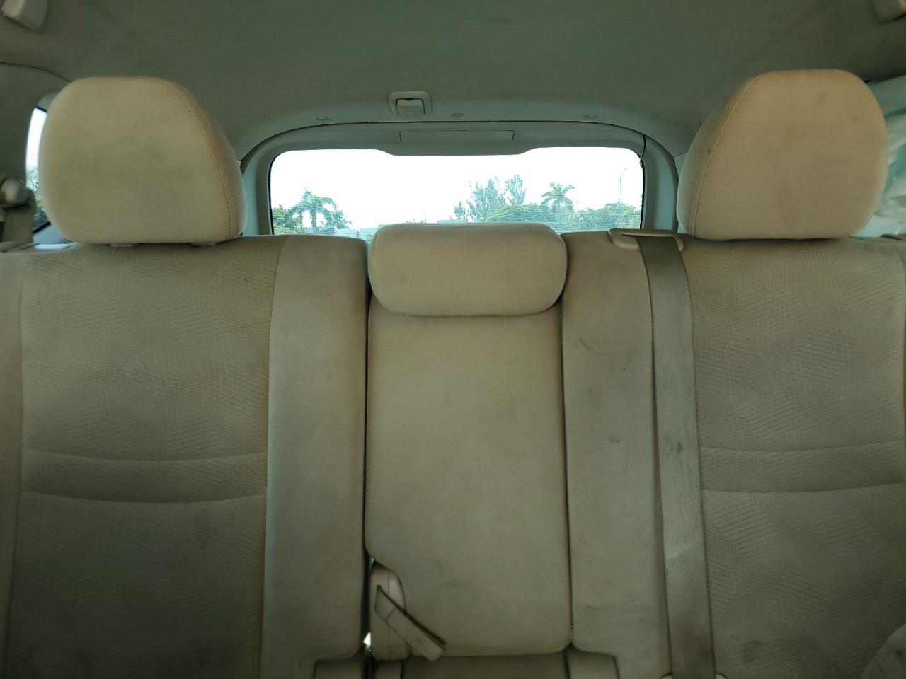 2015 Nissan Rogue S VIN: 5N1AT2MT2FC842305 Lot: 80089545