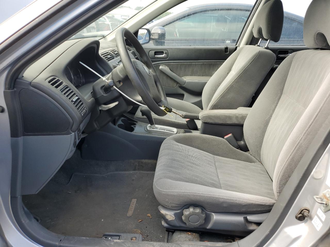 2005 Honda Civic Lx VIN: 2HGES16585H579168 Lot: 70950945