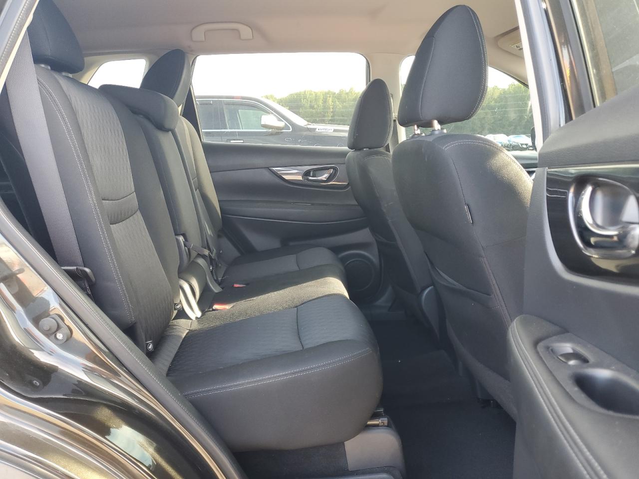 2017 Nissan Rogue S VIN: KNMAT2MV4HP512795 Lot: 84885835