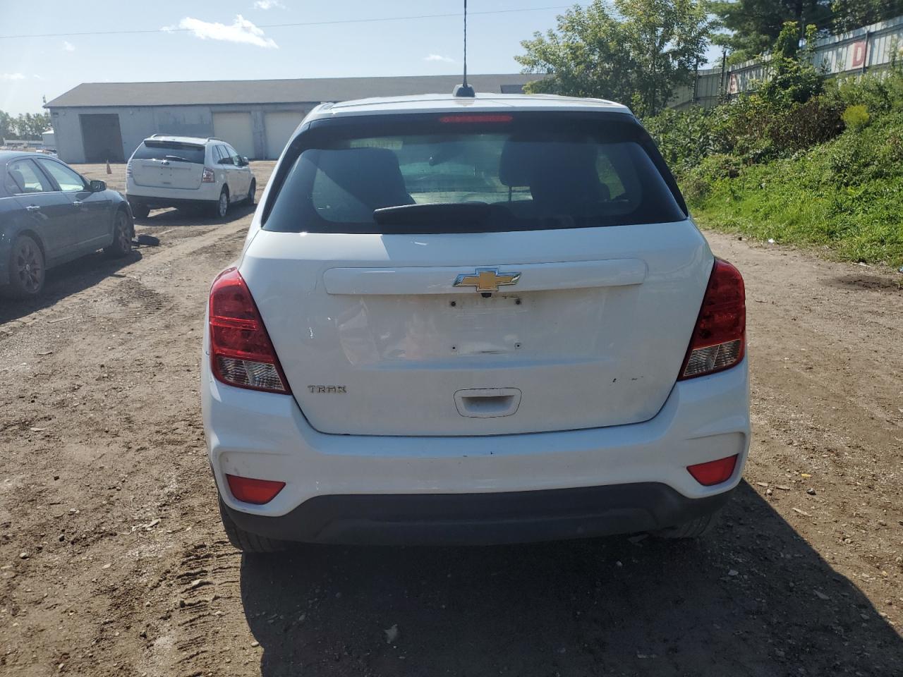 2018 Chevrolet Trax Ls VIN: 3GNCJKSB4JL409599 Lot: 71651735