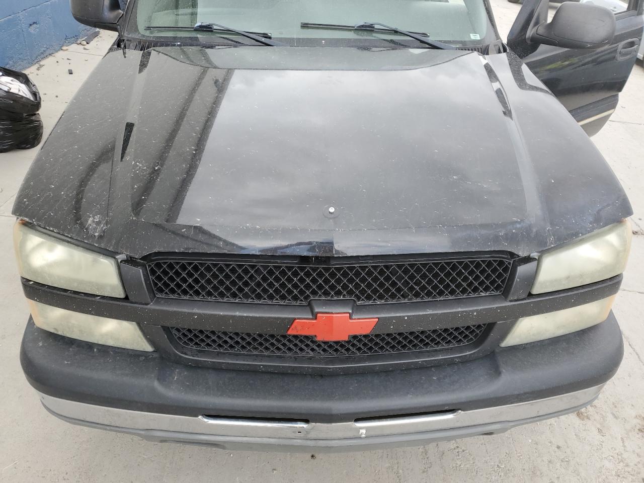 2005 Chevrolet Silverado C1500 VIN: 1GCEC19V05Z353861 Lot: 80552695