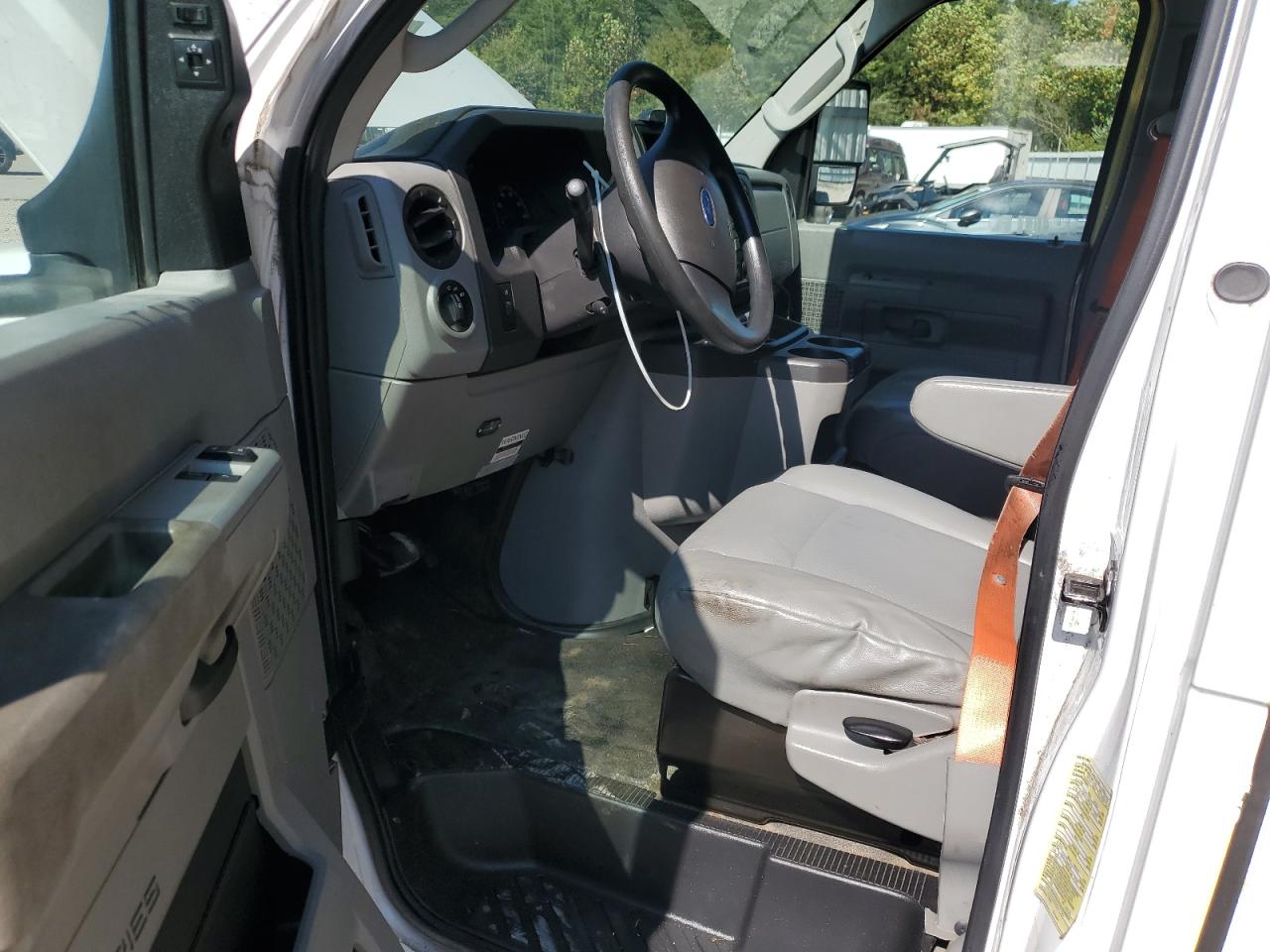 2019 Ford Econoline E450 Super Duty Cutaway Van VIN: 1FDXE4FS4KDC07790 Lot: 72078385