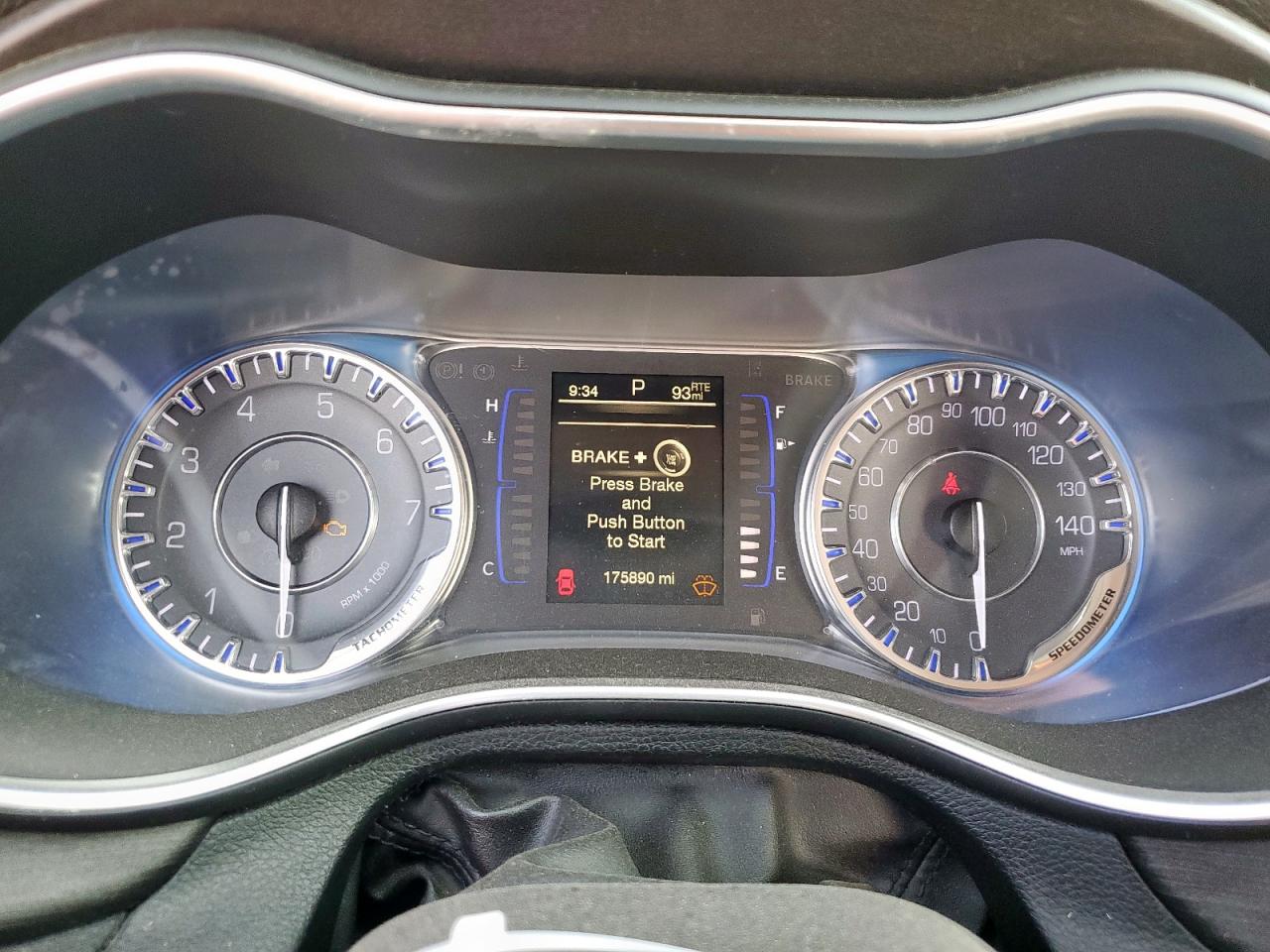 2016 Chrysler 200 Limited VIN: 1C3CCCAB3GN185085 Lot: 81315305