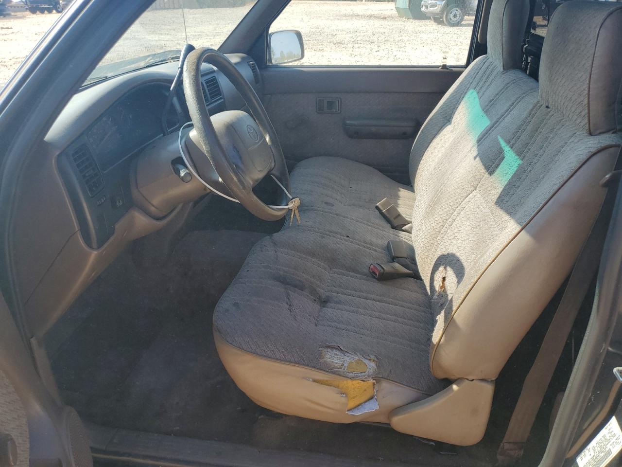 1997 Toyota Tacoma VIN: 4TANL42N2VZ311926 Lot: 80840185