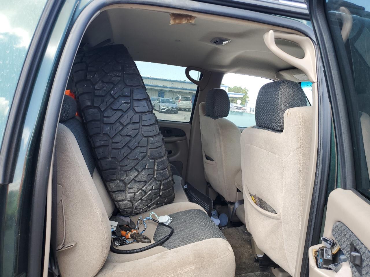 2003 Chevrolet Avalanche C1500 VIN: 3GNEC13T73G239674 Lot: 81622775